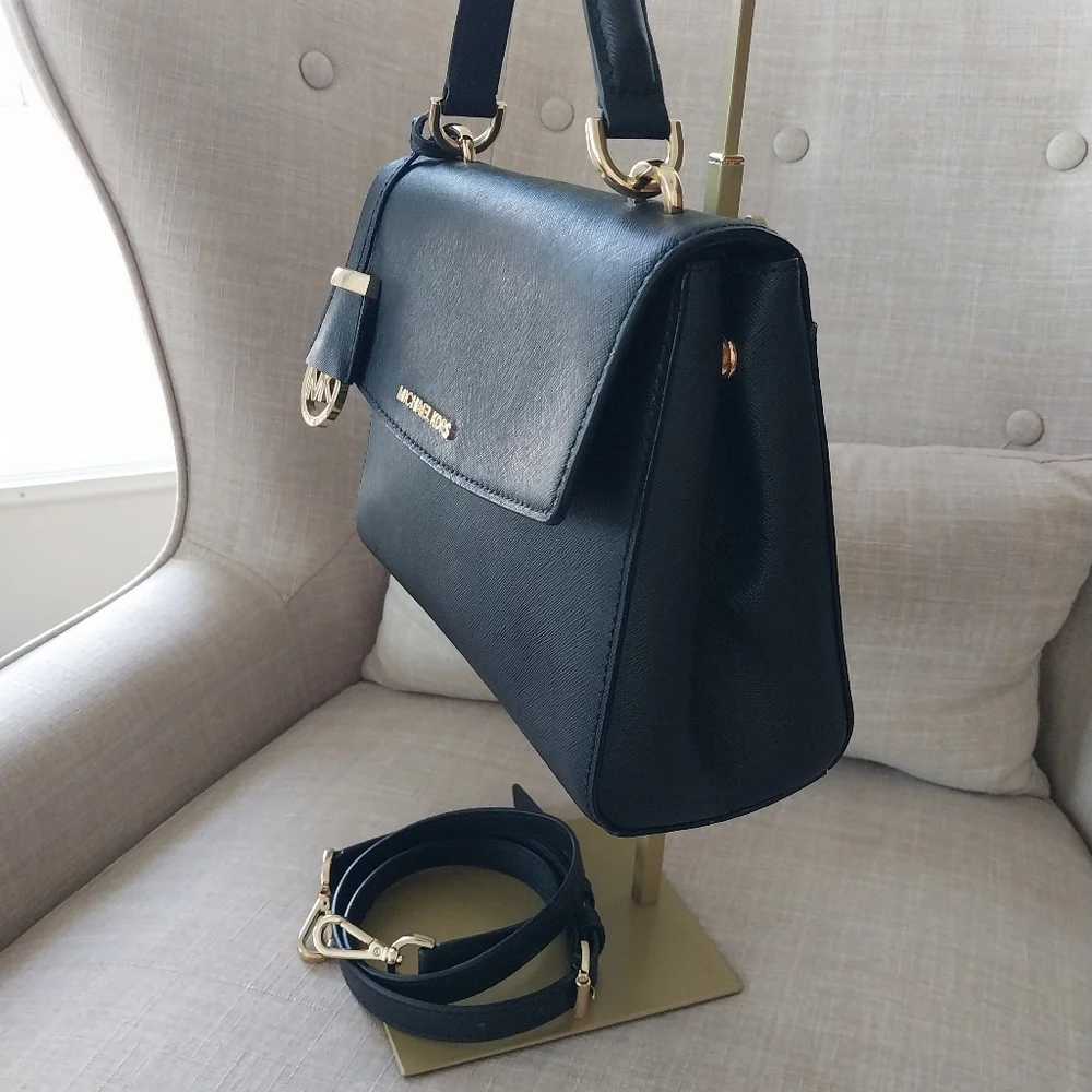 Michael Kors Ava Satchel - Picture 2 of 6
